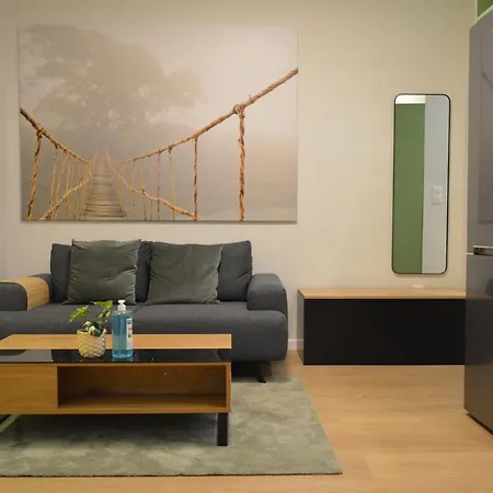 Super Fresh 1 Bedroom Lux